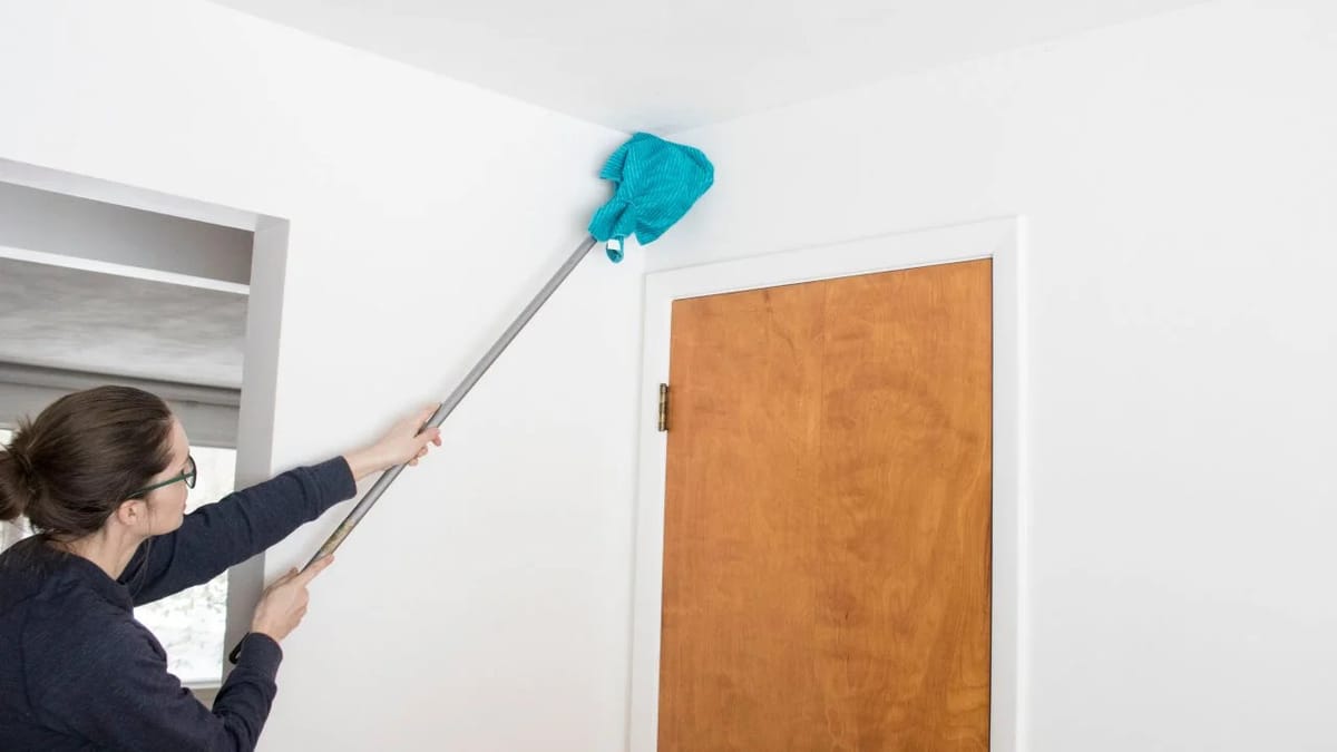 What to clean walls with?