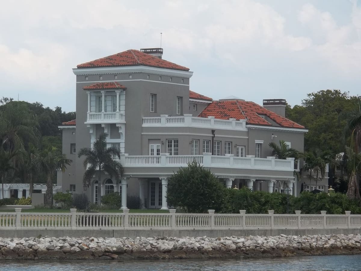 Snell Isle landmark